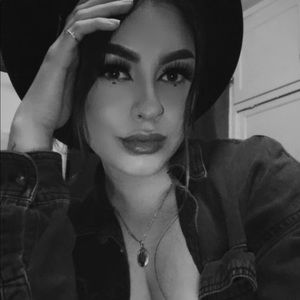 Meet your Posher, Guada